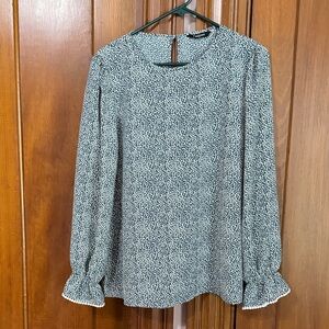 Elegant Black and White Women's Top